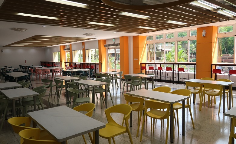 蘭潭校區學生餐廳