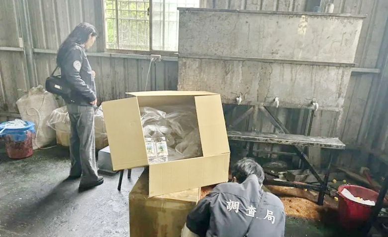 2024年起混充橄欖油流入餐廳手工皂行，調查局春節前夕查扣假油機具。(聯合新聞網)