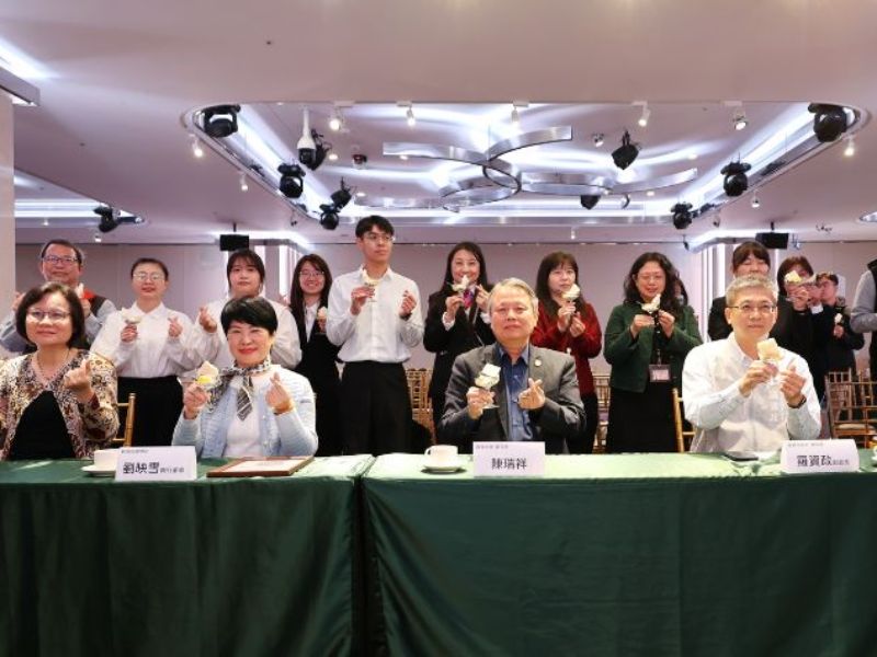 幸福嘉義米入甜點　嘉大行銷觀光系師生攜手新悅花園酒店發表永續創意料理