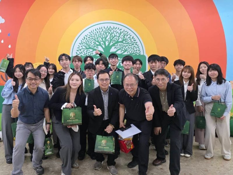 嘉大企管系參訪健茂生物科技公司