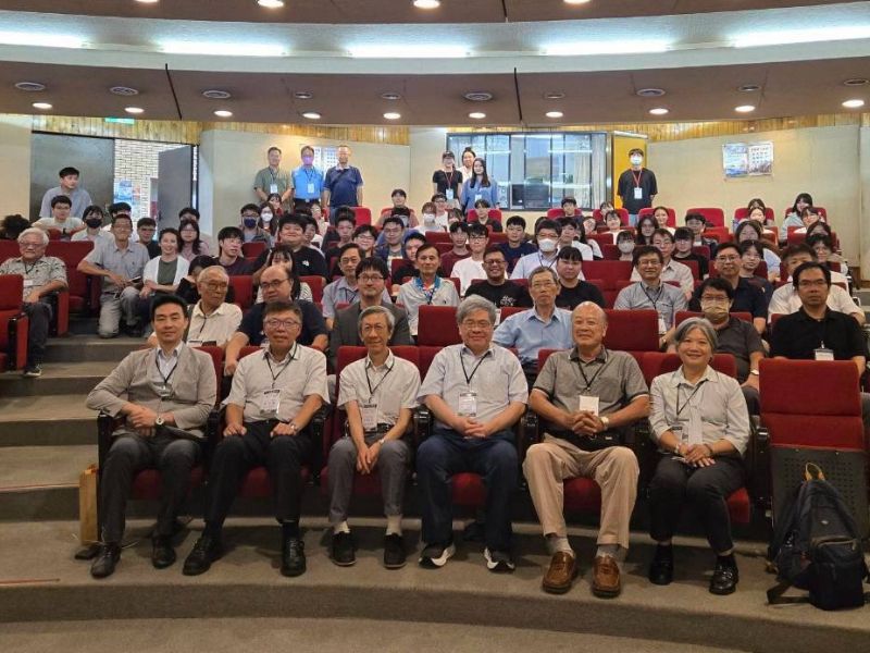 化學會嘉義分會115年年會暨研討會與會人員大合照。