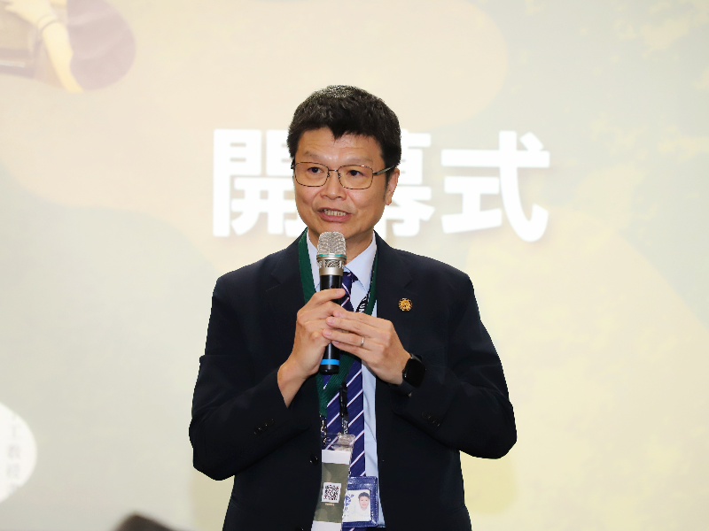 嘉大林翰謙校長致詞。