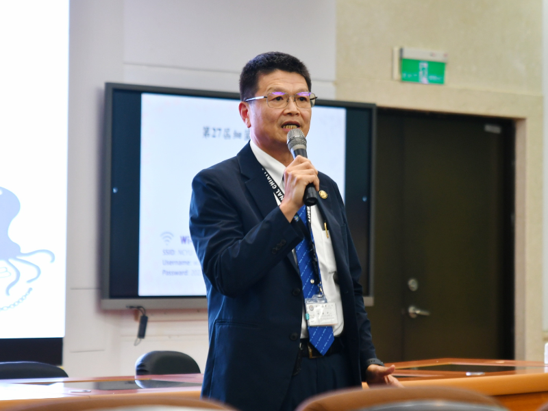 嘉大林翰謙校長致詞。(照片由微免系王主任提供)