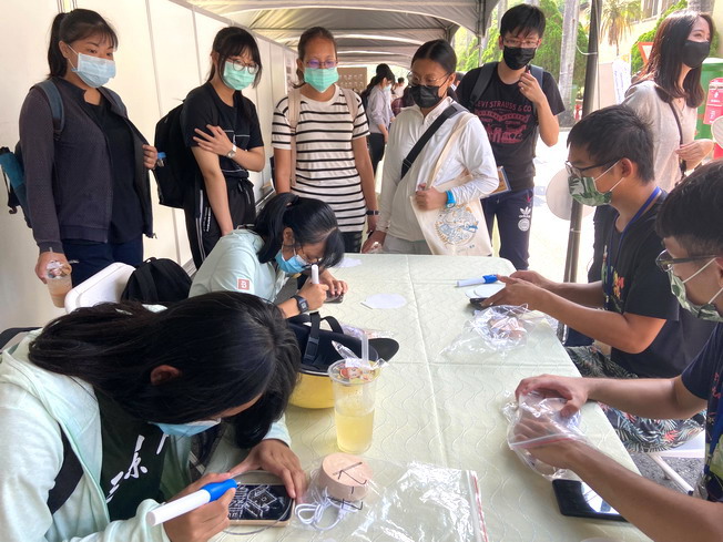 手繪雷雕燈飾DIY。