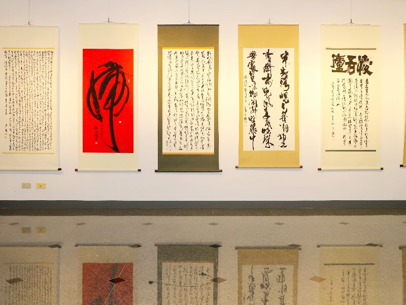 嘉大即日起至12月17日舉辦「廖火煌、高從晏、李振明、莊伯顯書畫四人展」。