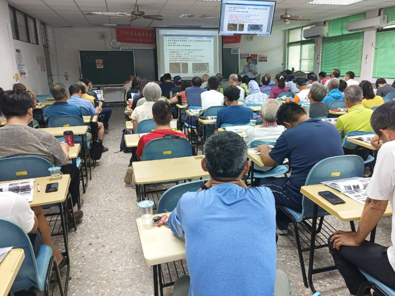 訓練班師資涵蓋產官學研專家教師分享理論與實務經驗。（照片由侯金日主任提供）