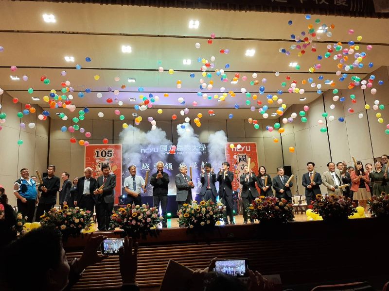 來自日本、韓國及泰國的姊妹校訪團於校慶期間蒞校致賀。